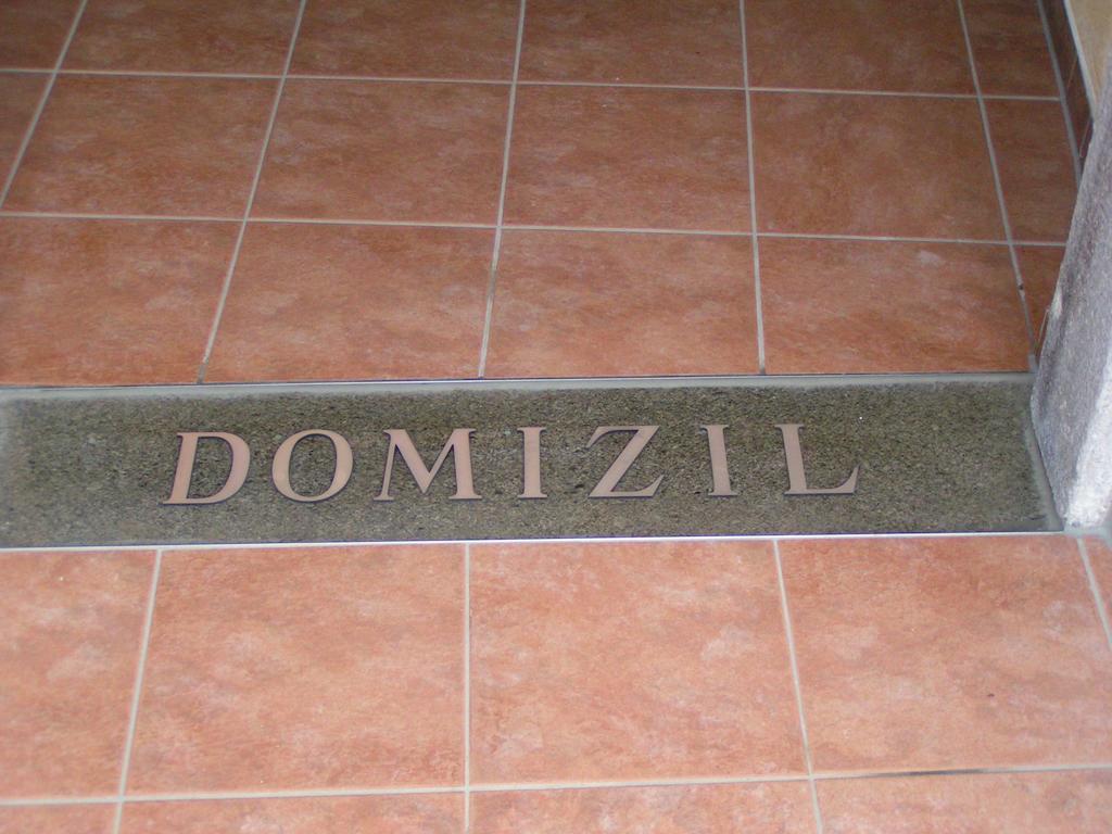 Отель Domizil Мосбах Экстерьер фото